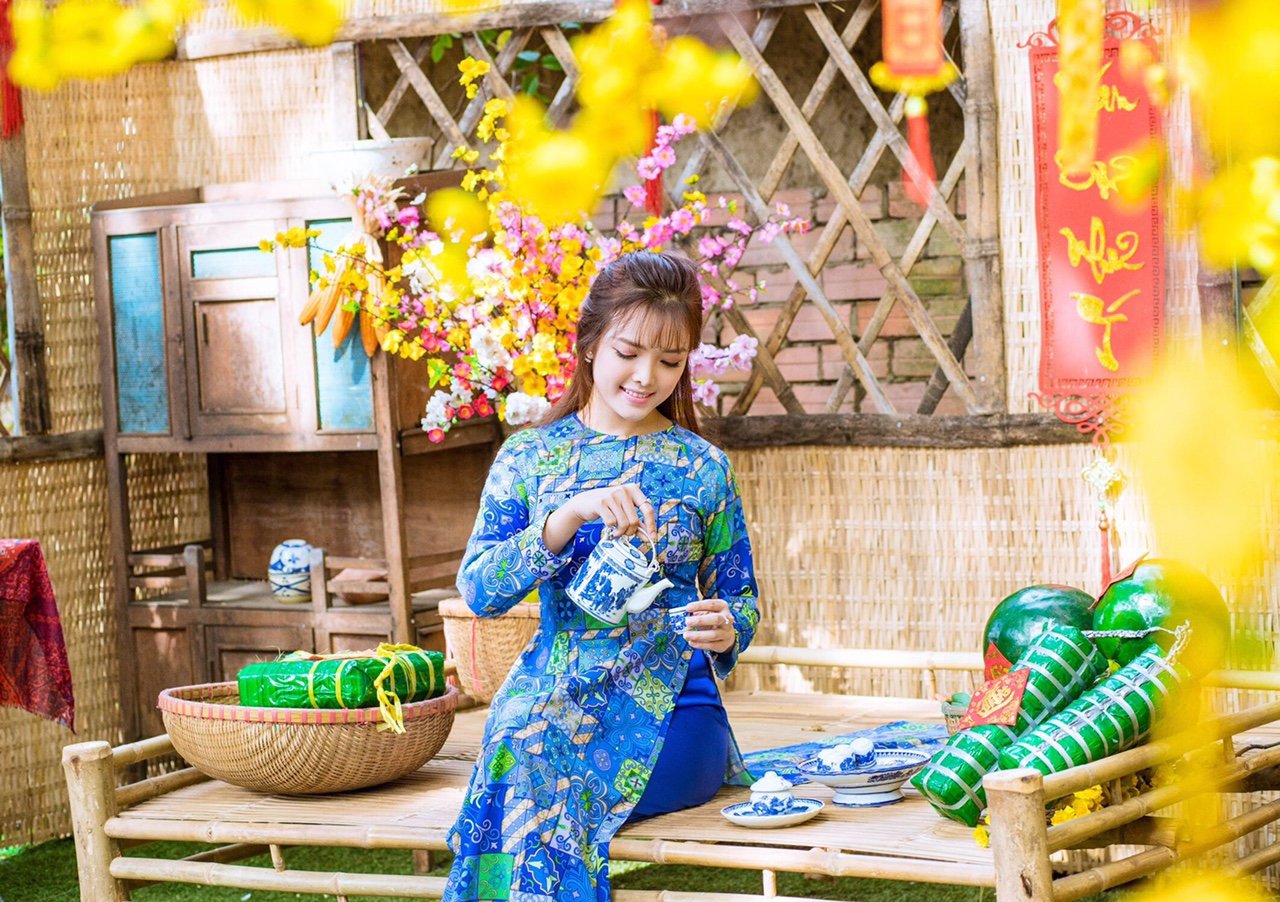 Phim trường Alibaba gây sốt khi trang trí Xuân sớm