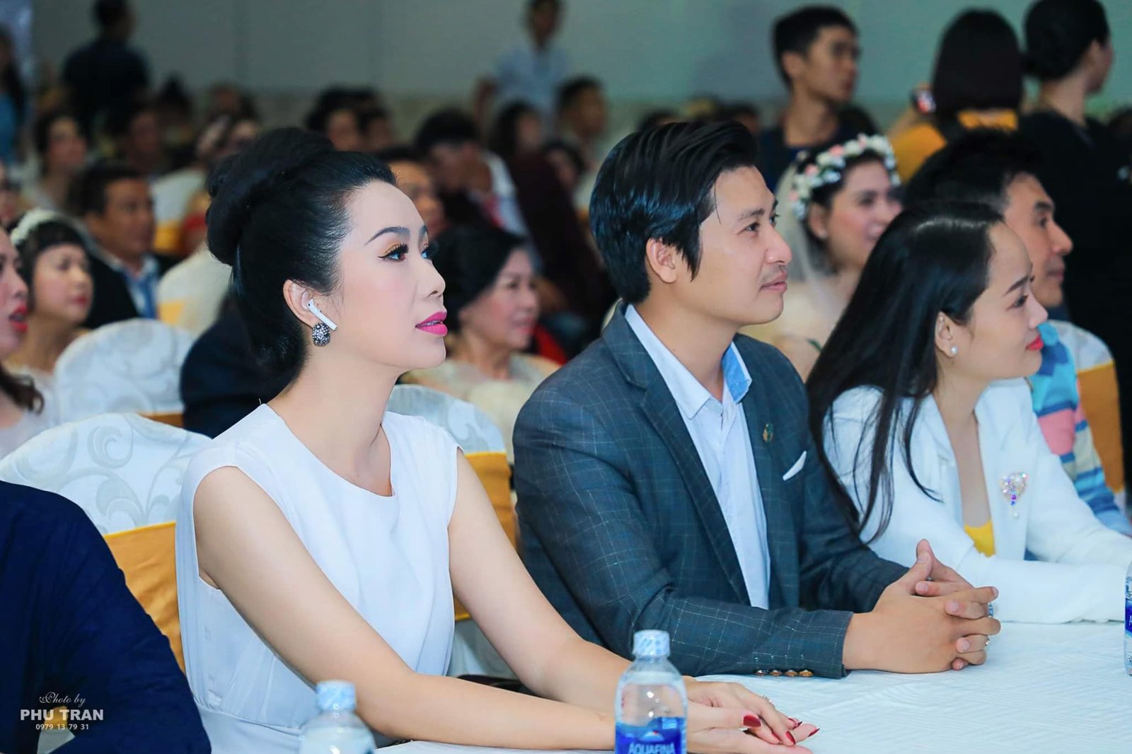 Nghệ sĩ, doanh nhân dành trọn tấm lòng khi đồng hành cùng đám cưới tập thể của người khuyết tật
