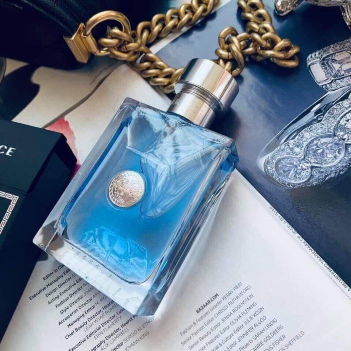 Versace Pour Homme – Mạnh mẽ và nồng nàn