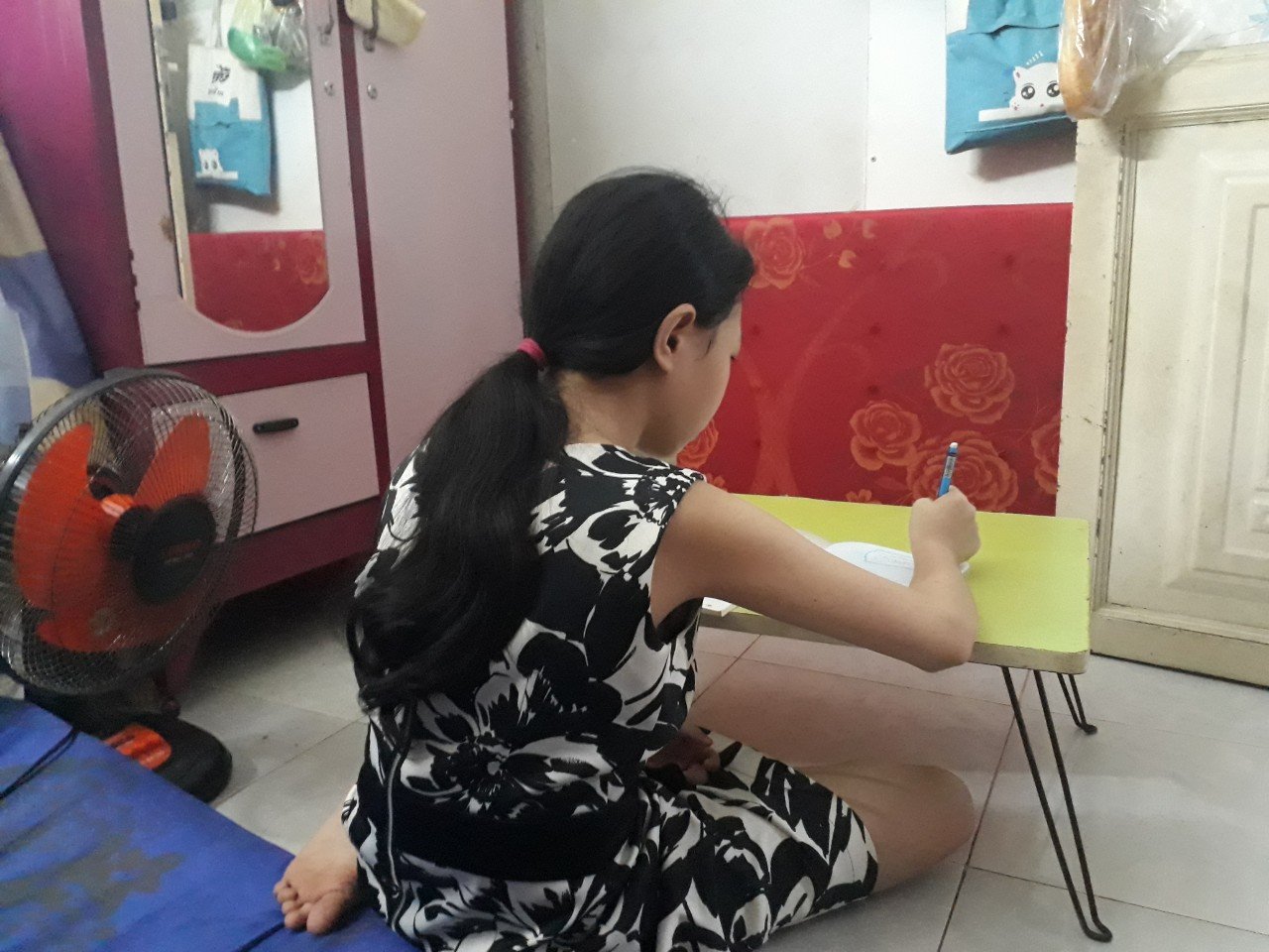 chiến dịch Em Không Lẻ Loi đã tiếp cận hơn 100 ca trẻ em mồ côi và giúp đỡ được 74 trường hợp