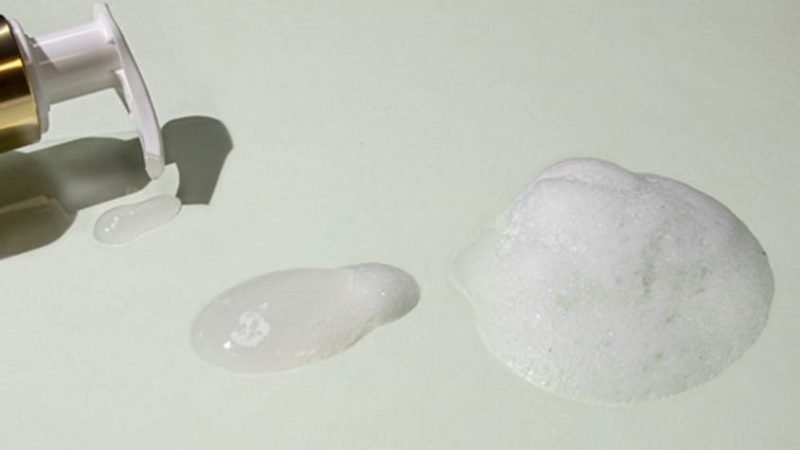 Axit Salicylic (BHA) – Thành phần vàng làm sạch mụn