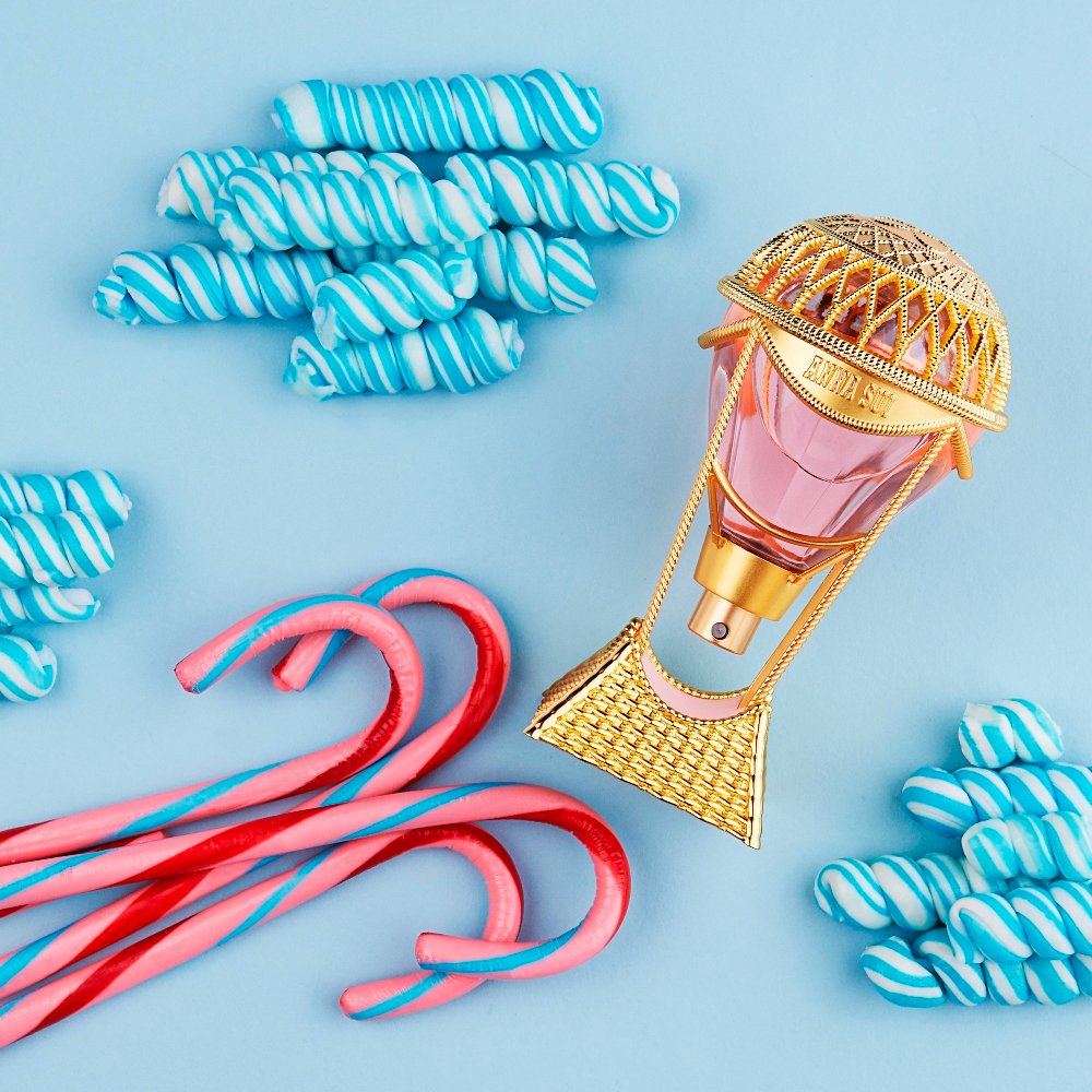 Anna Sui Sky – Tôn vinh tinh thần tự do của nữ quyền