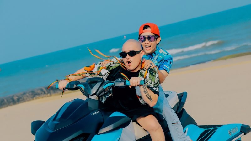 Tình anh em Huỳnh James & Pjnboys: đời thường nhưng không tầm thường.