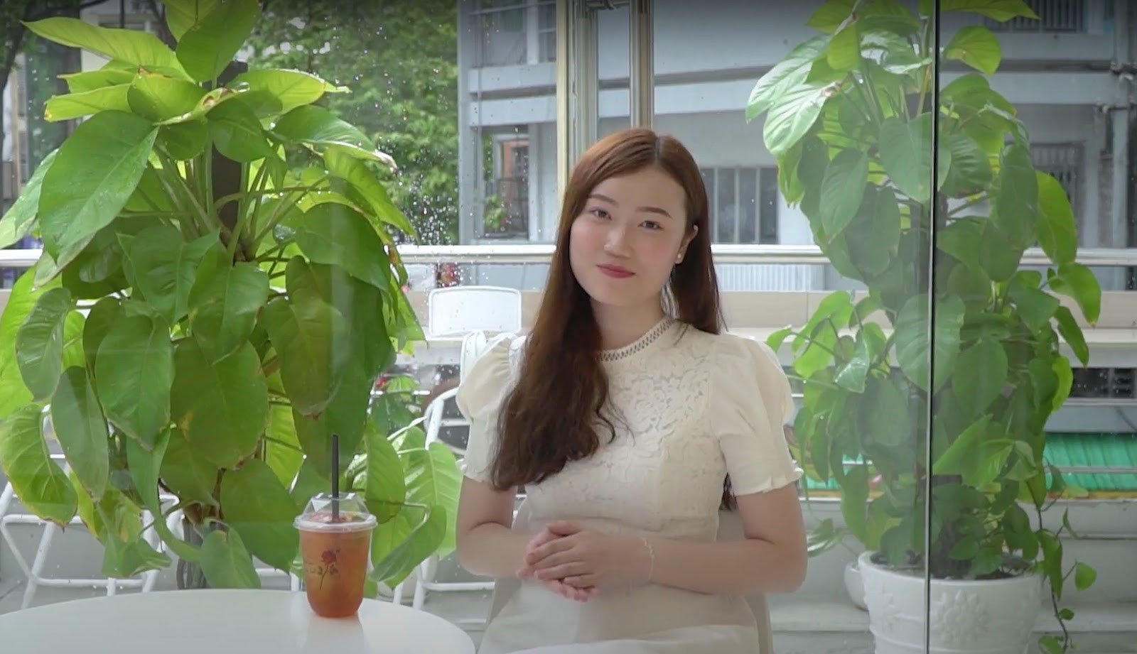 Vượt qua rào cản gia đình, Trần Thị Thủy Tiên đến với hành trình “Chữa lành và Tái sinh” cho người khác