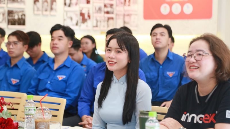 Diễn giả Áo Dài Võ Thị Mỹ Duyên: Phải rèn luyện EQ song song với IQ